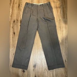 Haggar Men’s Dress Pants Grey Pleated Business Pants Size 34x30